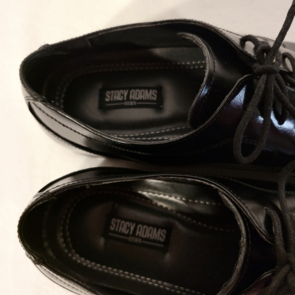 Stacy Adams - Picture 3 of 12